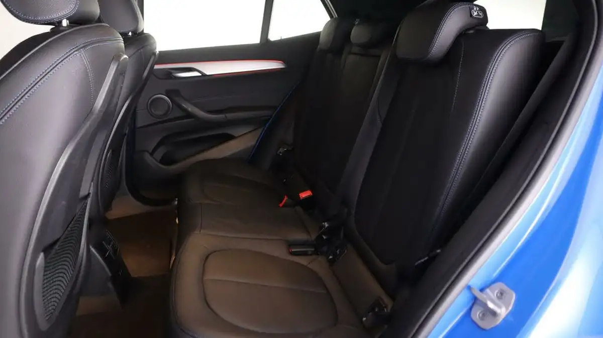 2021-bmw-x2-20-sdrive20i-m-sport-big-16