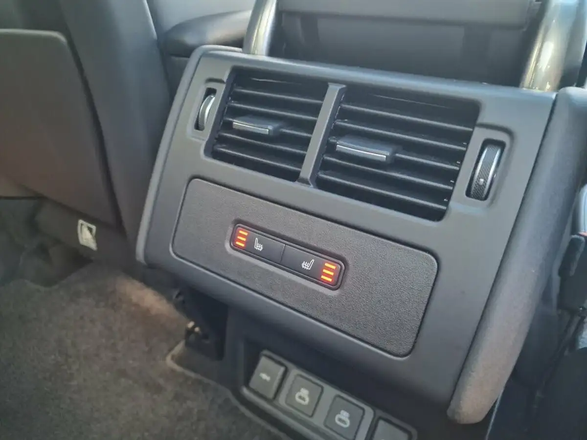 2021-land-rover-discovery-30-d300-r-dynamic-hse-big-32