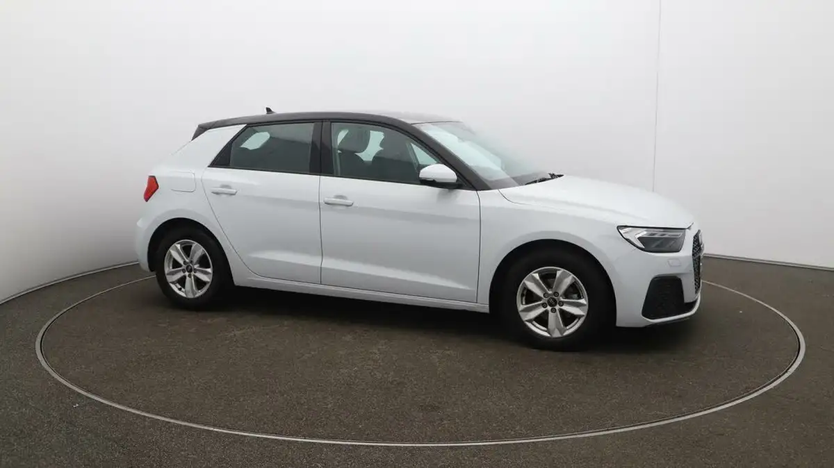 2023-audi-a1-10-25-tfsi-technik-big-39