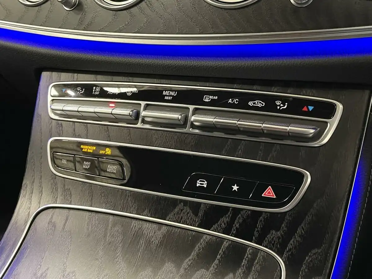 2021-mercedes-benz-e-class-20d-e220d-amg-line-premium-saloon-4d-big-67