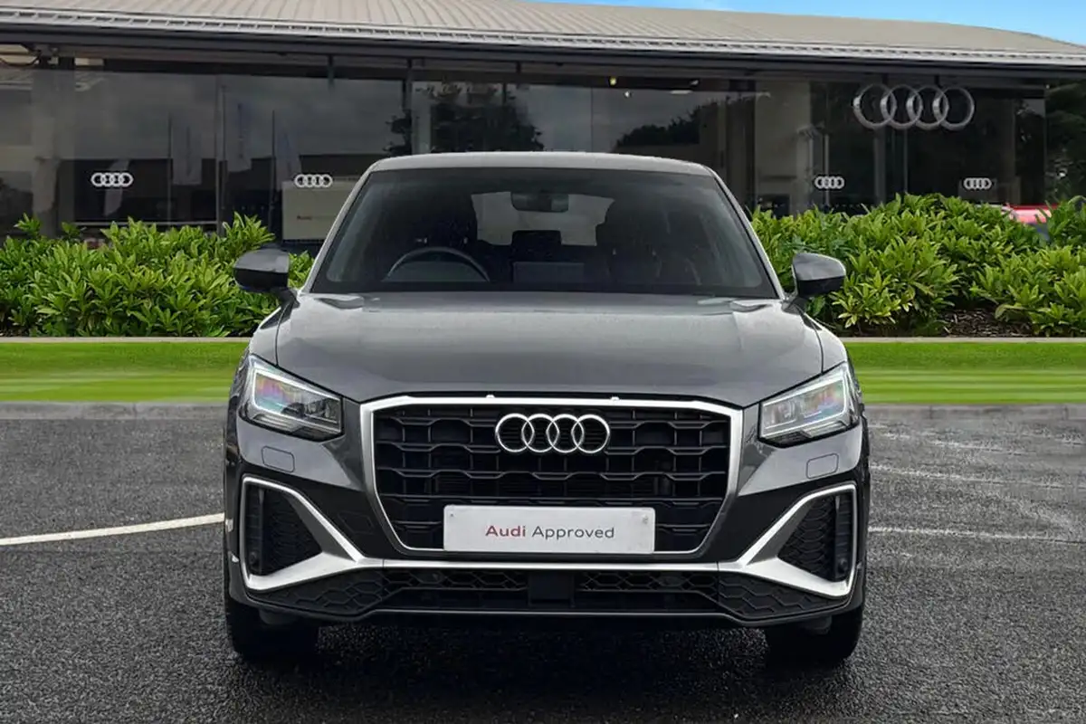 2023-audi-q2-15-35-tfsi-s-line-tronic-big-5