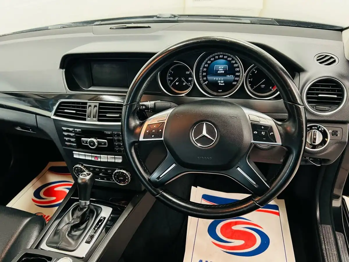 2014-mercedes-benz-c-class-21cdi-c200-cdi-executive-se-134bhp-saloon-4d-7g-tronic-plus-big-26
