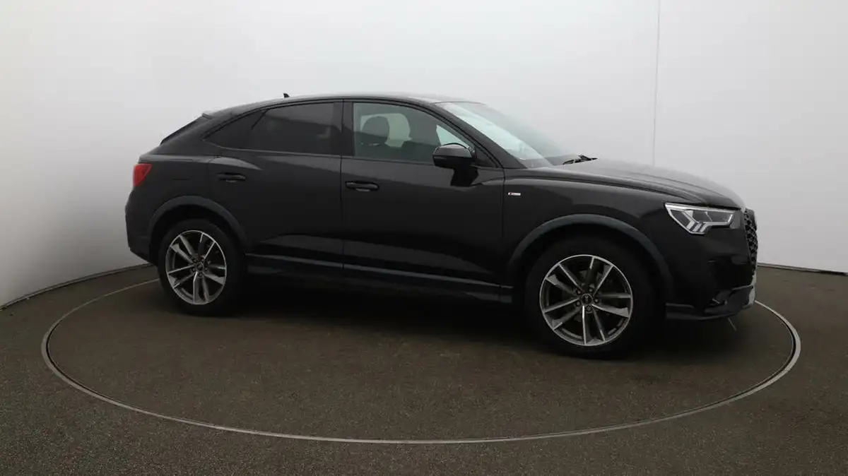 2022-audi-q3-15-35-tfsi-black-edition-cod-sportback-s-tronic-big-40