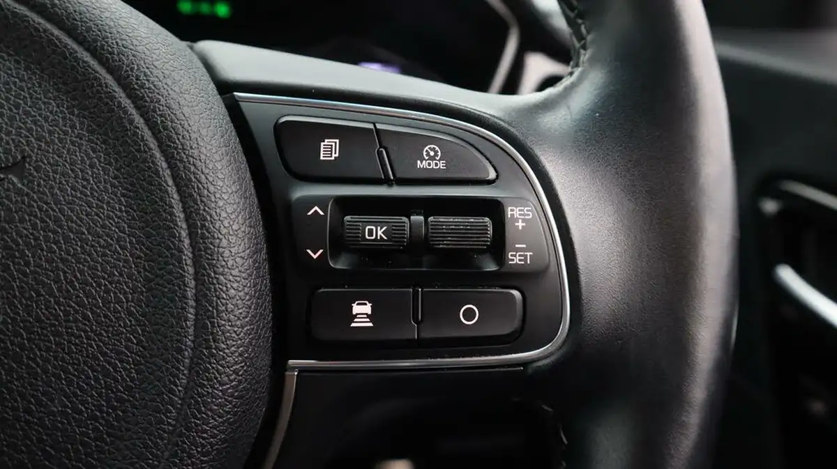 2021-kia-niro-16-gdi-4-132kwh-big-25