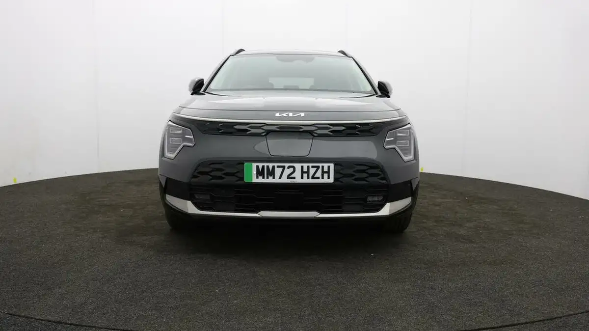 2023-kia-niro-ev-e-4-big-46
