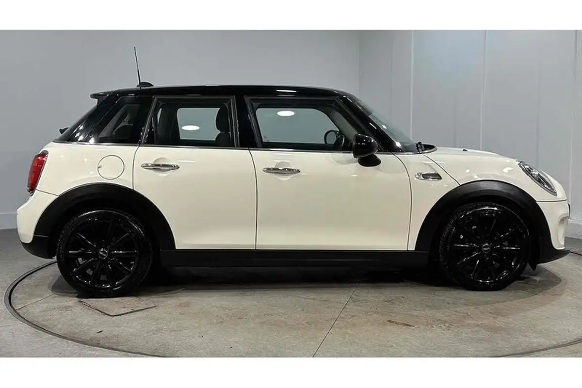 2018-mini-cooper-15-cooper-series-ii-ss-hatchback-5d-big-3
