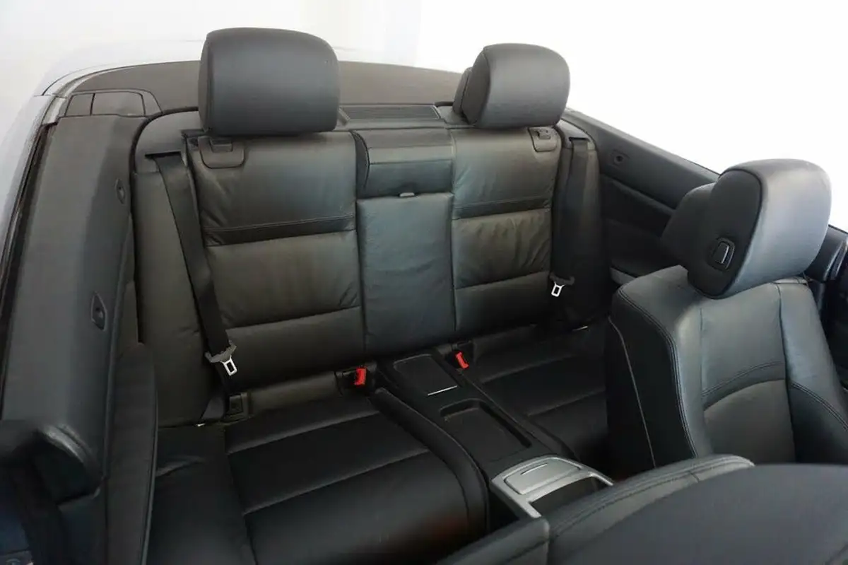 2012-bmw-3-series-20td-320d-m-sport-convertible-2d-big-31