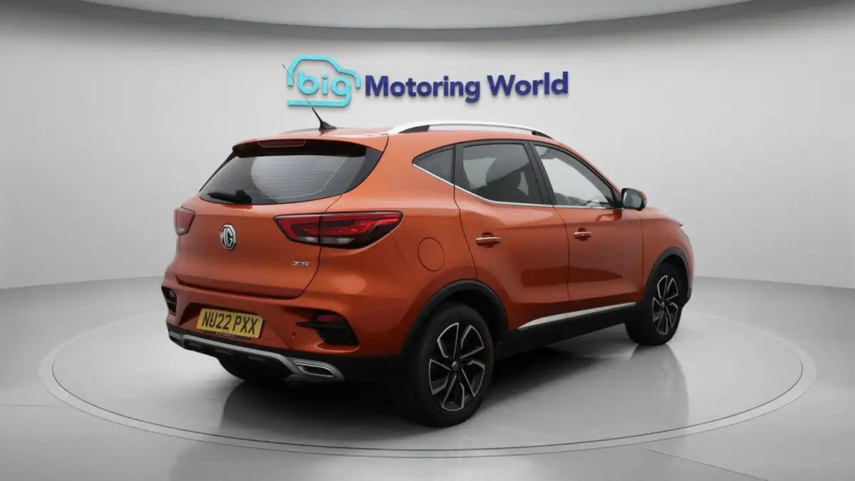 2022-mg-zs-suv-10t-gdi-exclusive-big-7
