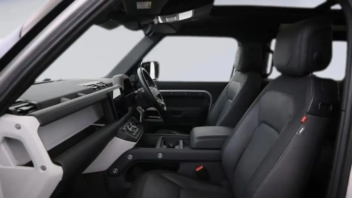 2024-land-rover-90-defender-30-d300-x-dynamic-hse-big-2