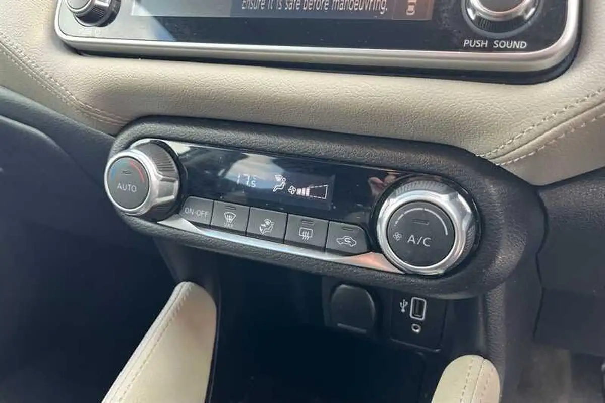 2021-nissan-micra-10-ig-t-tekna-big-14