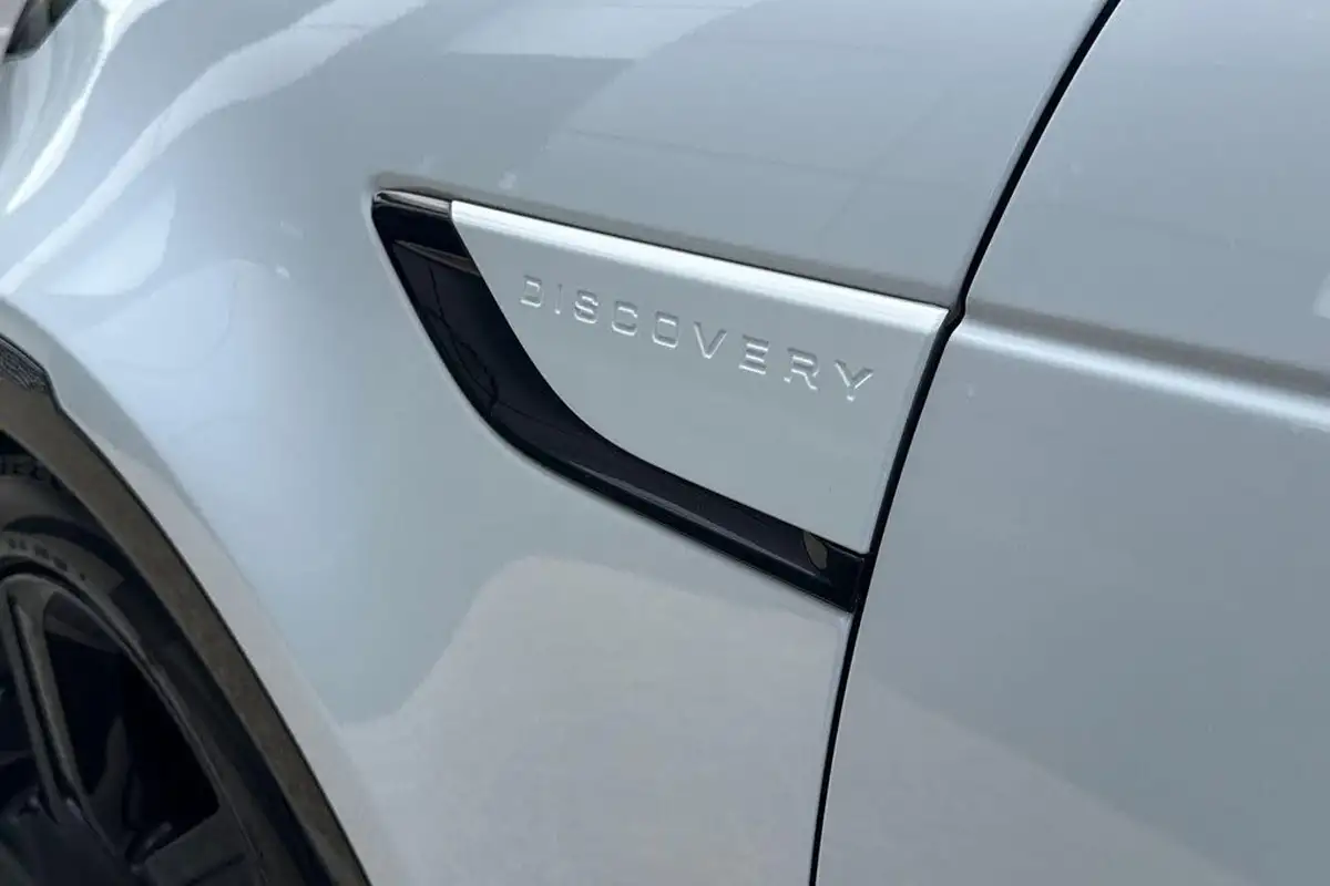 2021-land-rover-discovery-30-d250-r-dynamic-se-250ps-big-64