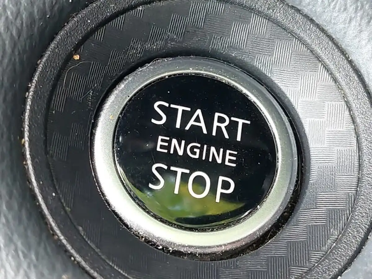 2022-nissan-juke-10-dig-t-n-connecta-dct-big-14
