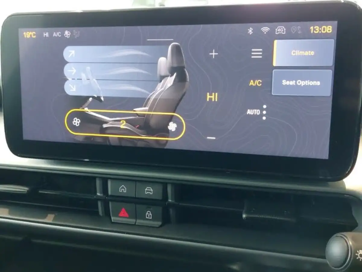 2025-jeep-avenger-12-gse-summit-e-hybrid-48v-auto-big-17