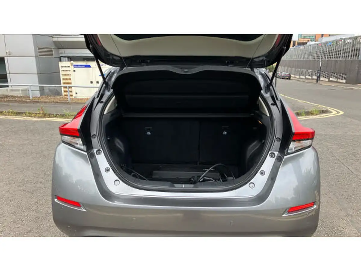2021-nissan-leaf-e-tekna-big-3