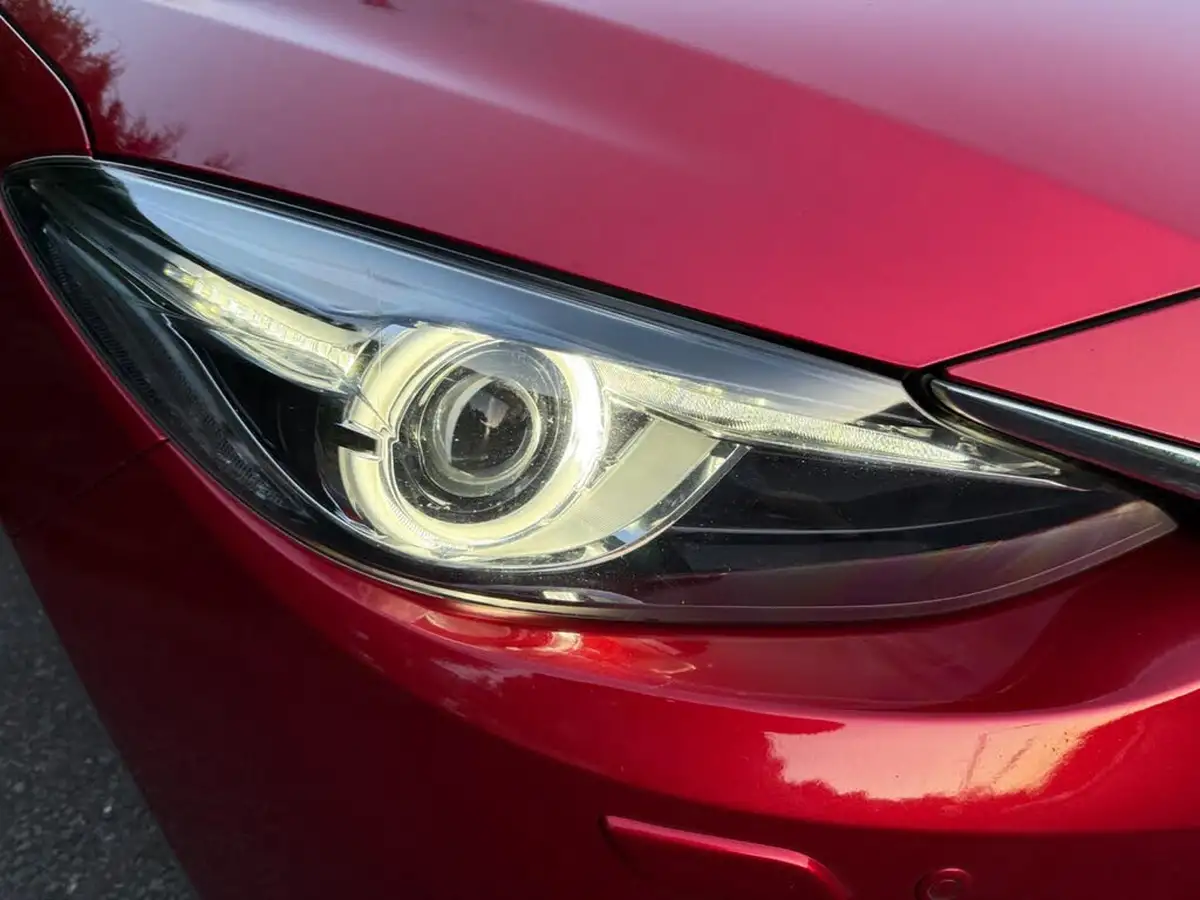 2014-mazda-mazda3-22td-sport-nav-hatchback-5d-big-38