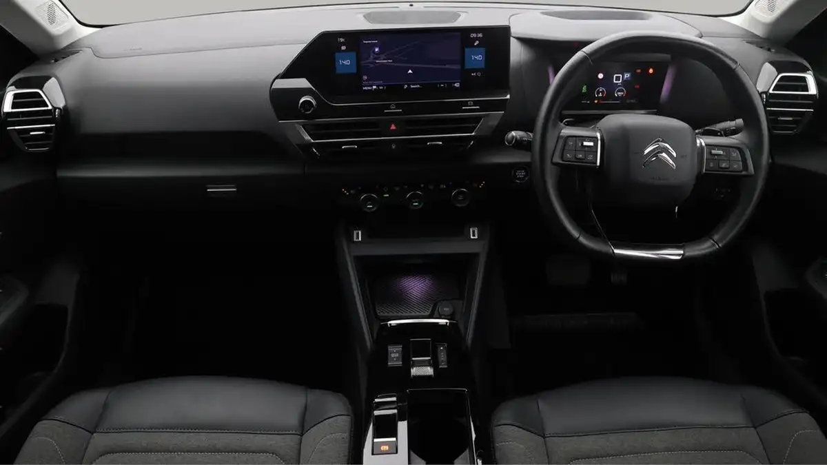 2023-citroen-c4-12-puretech-c-series-edition-eat8-big-18