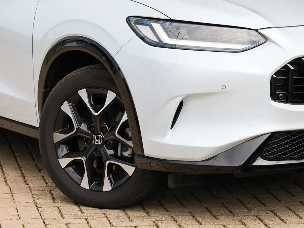 2024-honda-zr-v-20-i-mmd-advance-big-8