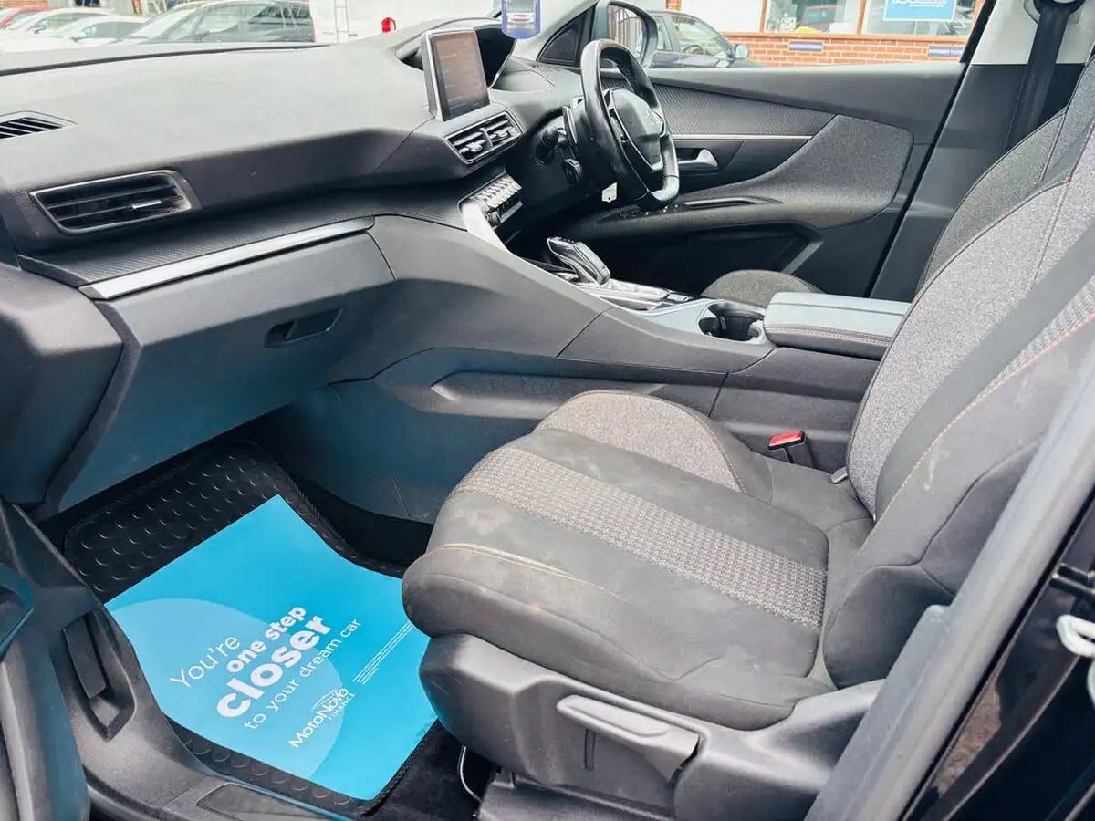 2019-peugeot-3008-suv-15-bluehdi-active-eat8-big-4