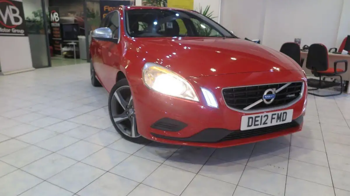 2012-volvo-v60-20td-d3-ocean-race-big-2