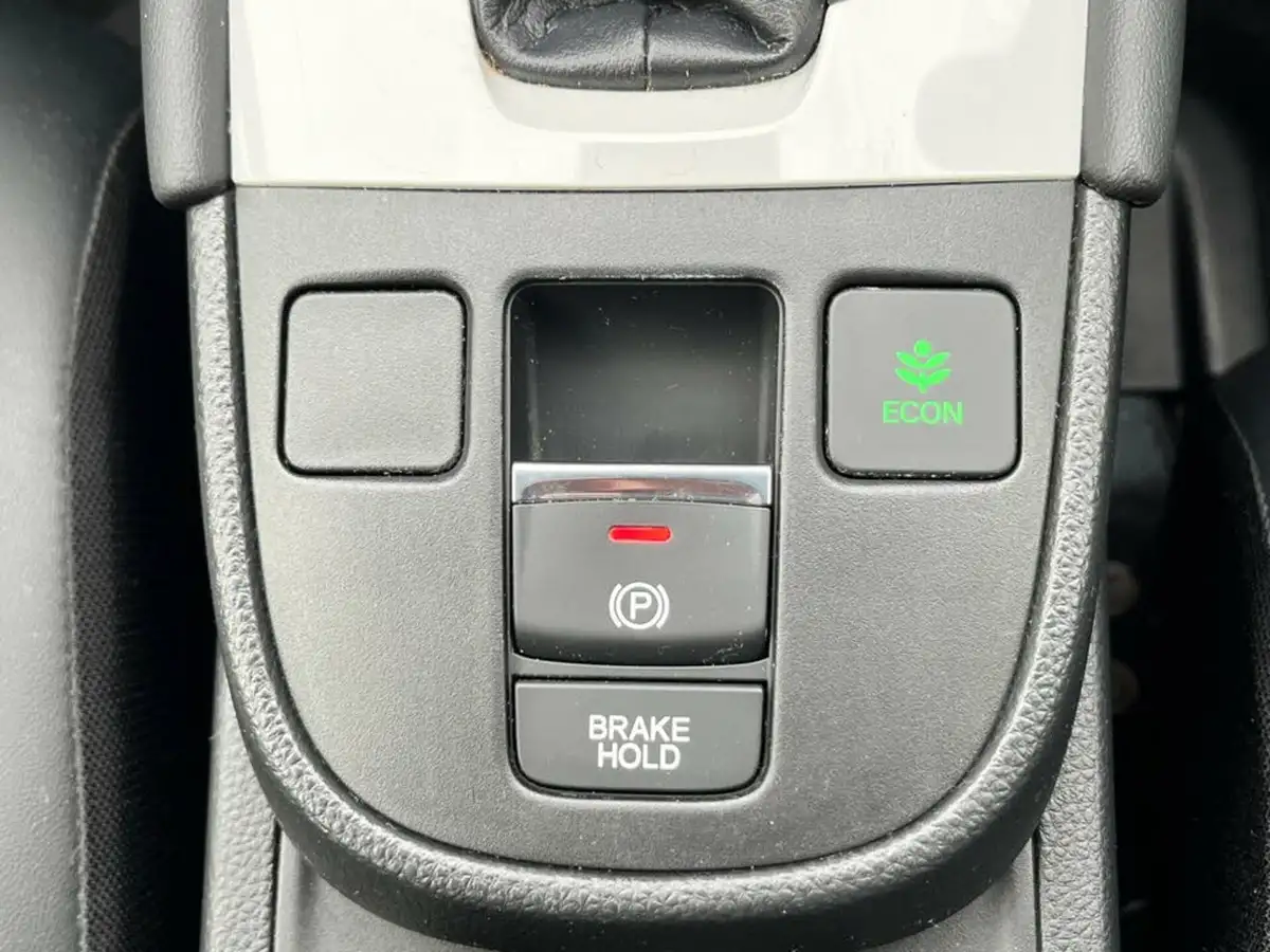 2021-honda-jazz-15-i-mmd-sr-107ps-big-47