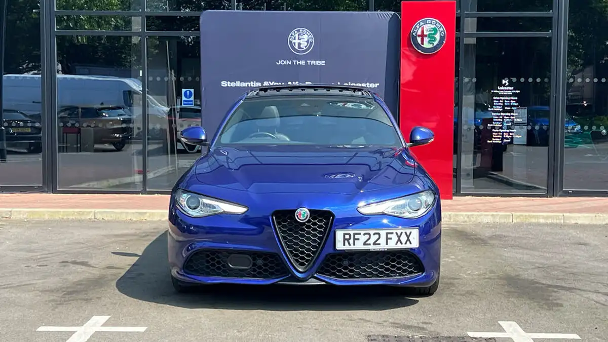2022-alfa-romeo-giulia-20-sprint-197bhp-big-7