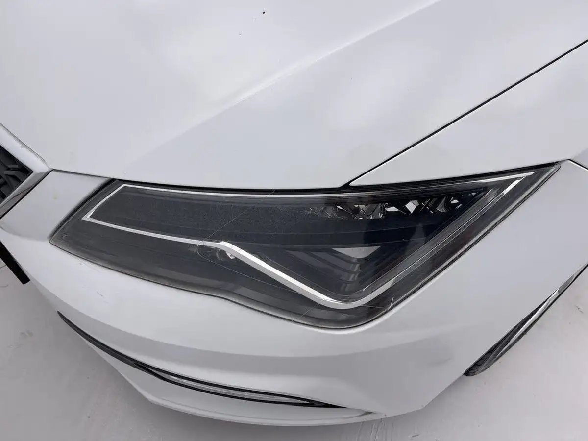 2017-seat-leon-14-tsi-fr-technology-hatchback-5d-big-20