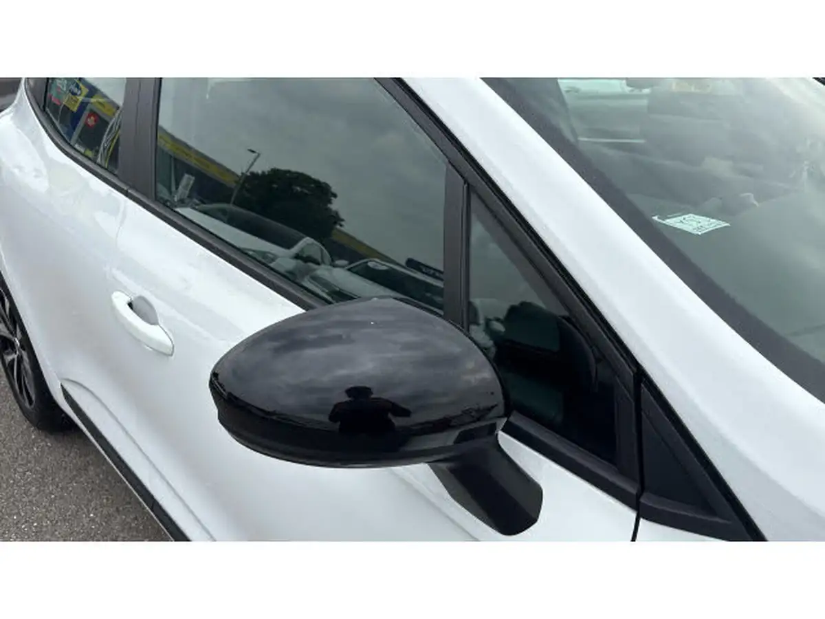 2023-renault-clio-10-tce-evolution-big-40