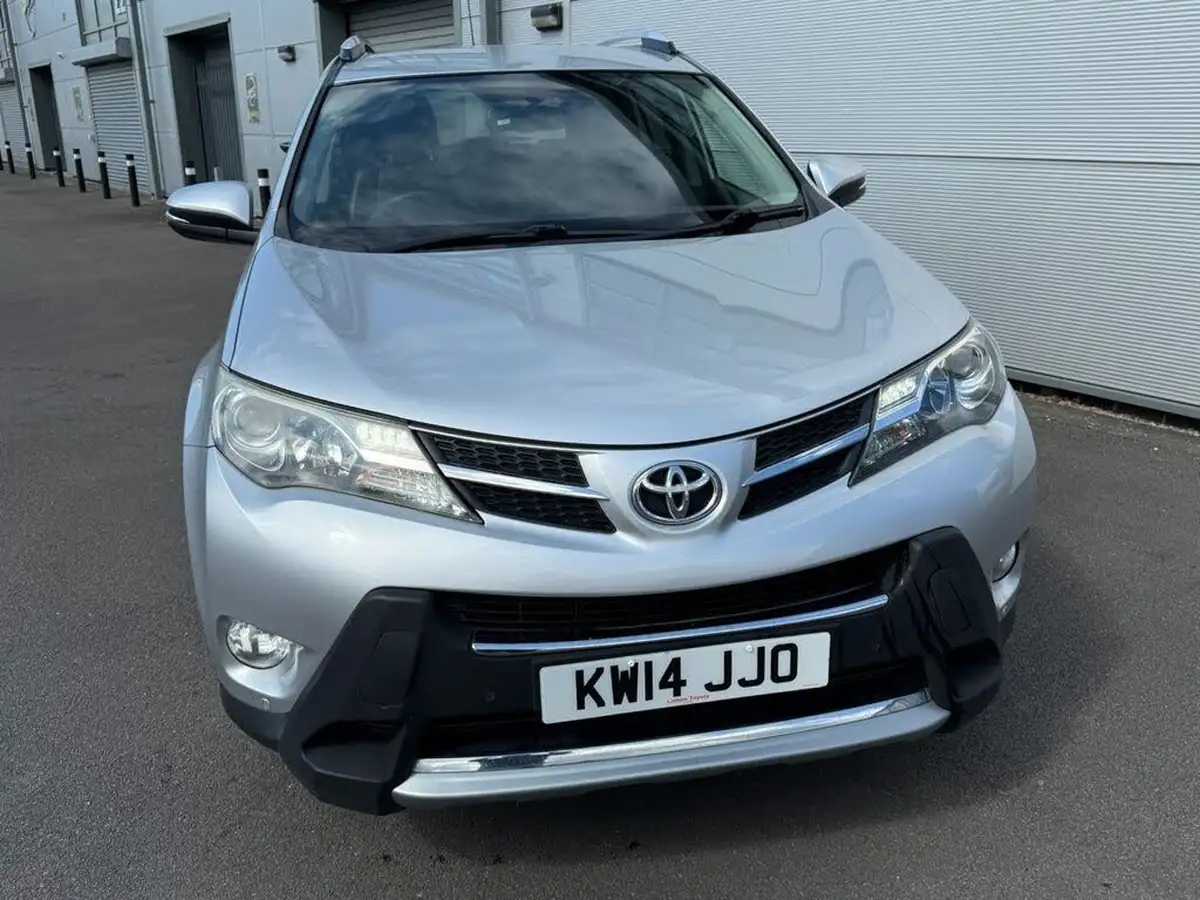 2014-toyota-rav4-22td-invincible-22d-4d-nav-big-1