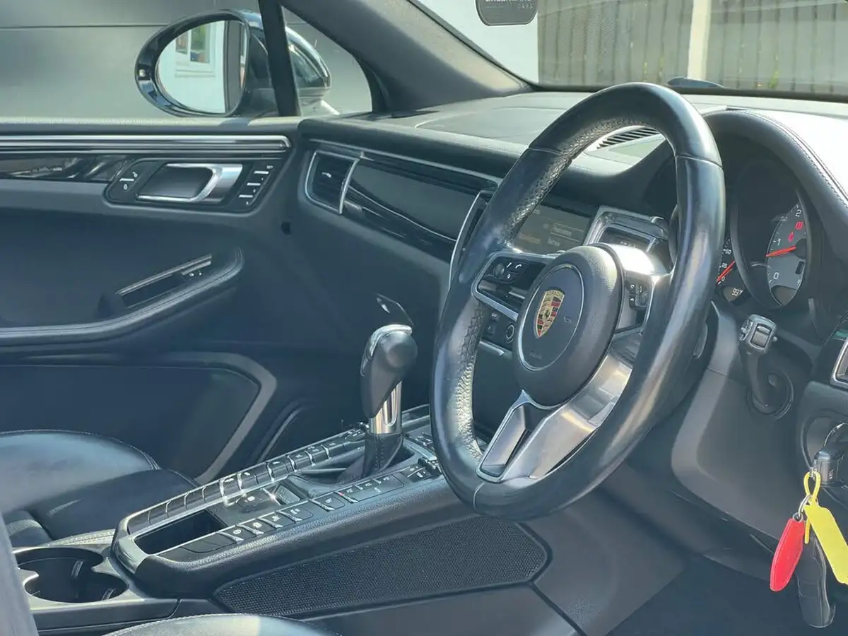 2015-porsche-macan-30td-s-big-30