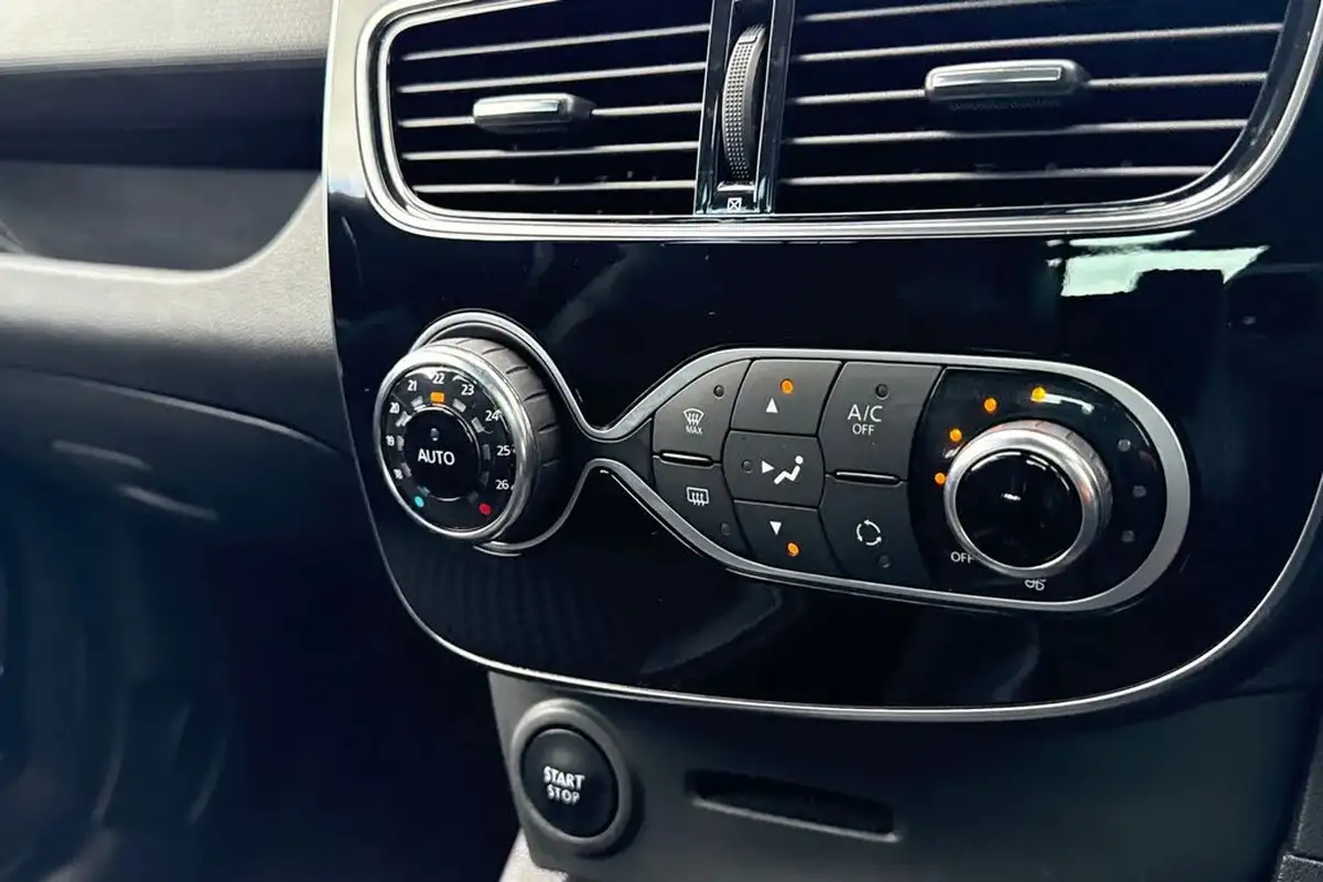 2019-renault-clio-09-tce-gt-line-big-21