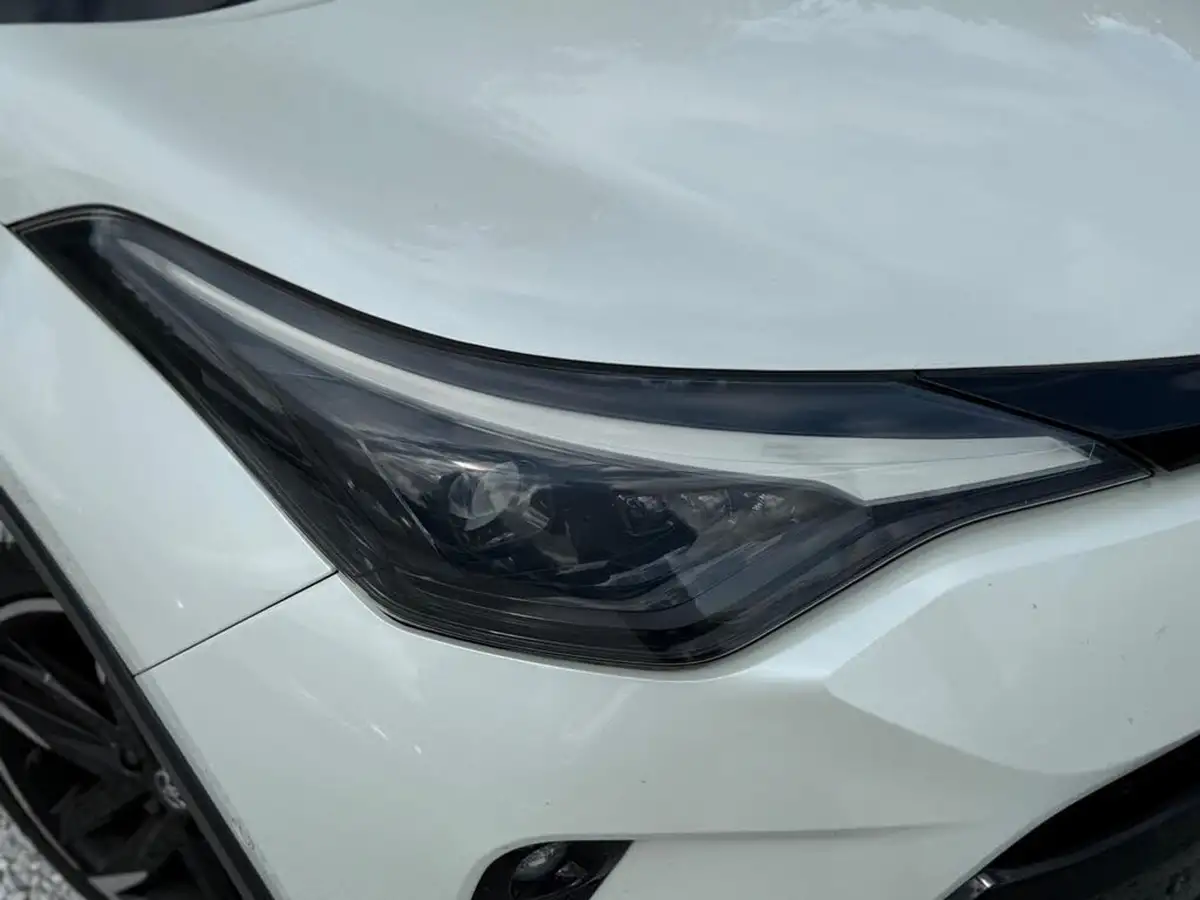 2021-toyota-c-hr-18-vvt-i-gr-sport-big-51