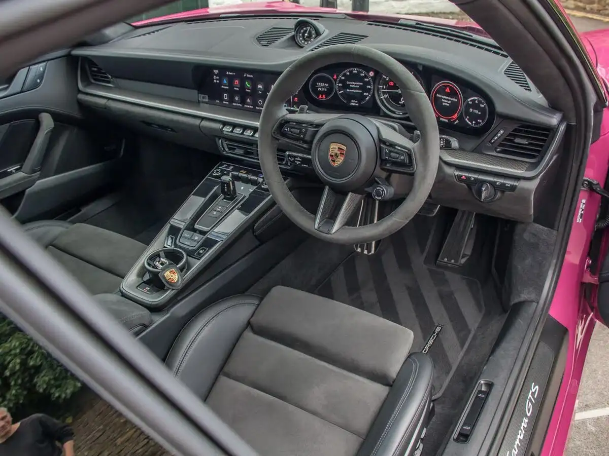 2023-porsche-911-30-carrera-gts-coupe-pdk-big-19