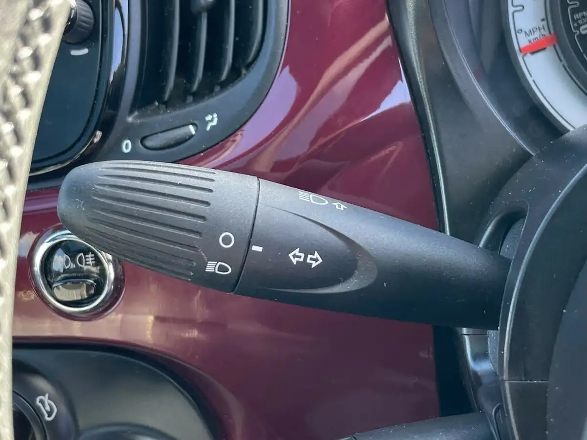 2020-fiat-500-10-lounge-big-38