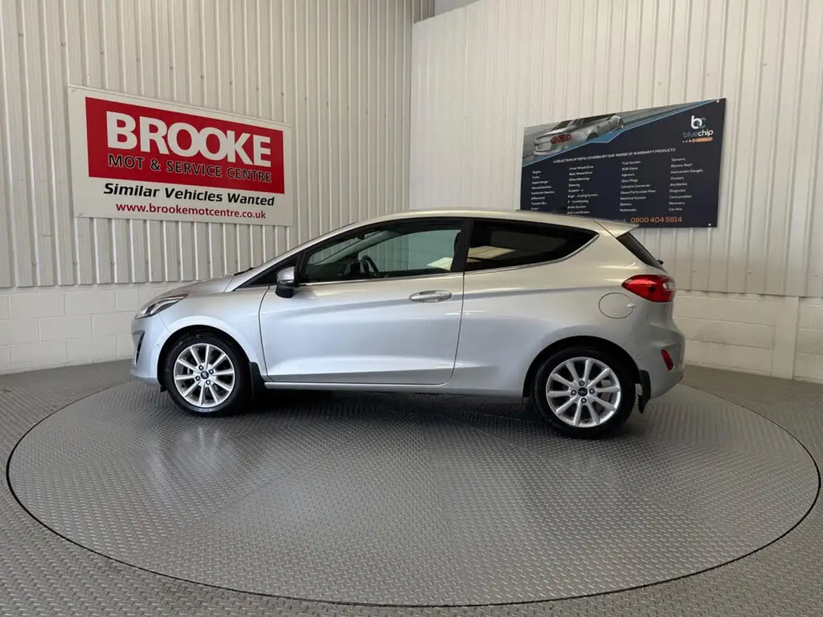 2018-ford-fiesta-10t-titanium-100ps-3d-auto-big-10