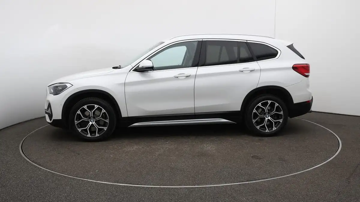 2022-bmw-x1-20-xdrive20i-xline-big-67