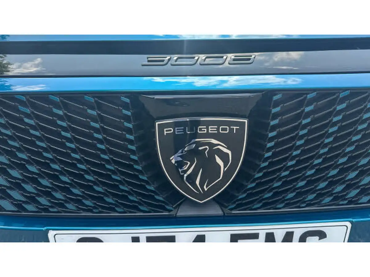 2025-peugeot-3008-suv-12-puretech-allure-136ps-hybrid-e-dsc6-big-25