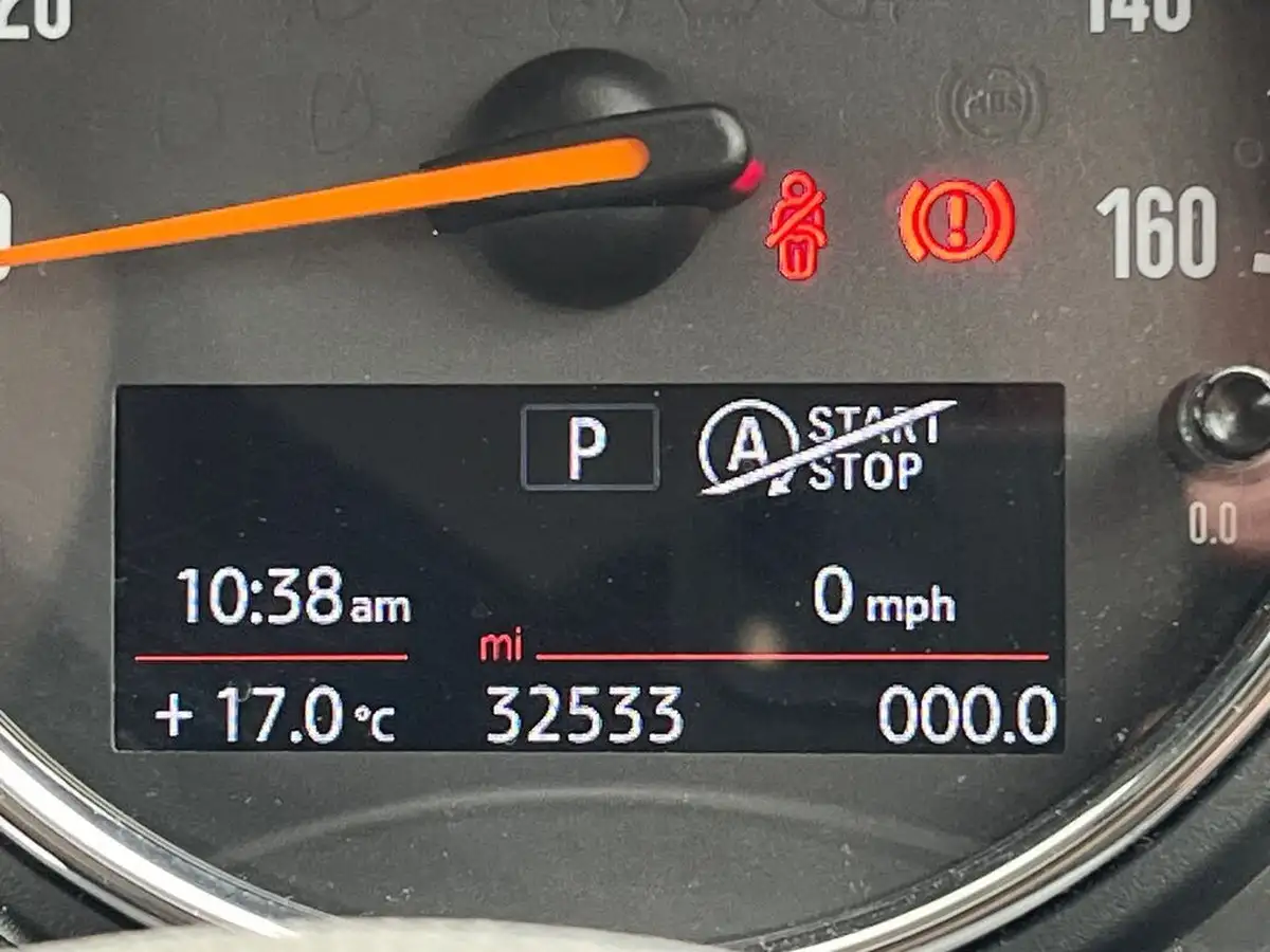 2018-mini-cooper-15-cooper-series-ii-ss-hatchback-3d-auto-big-26