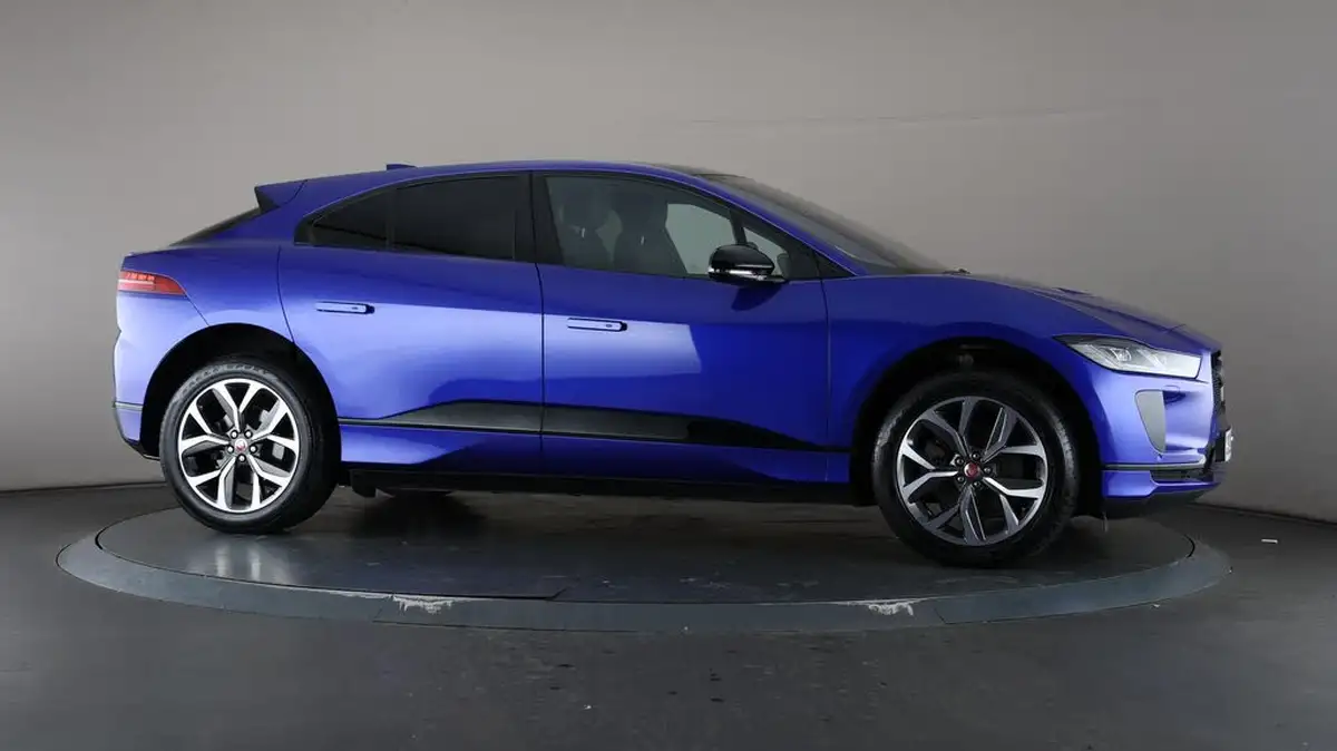2022-jaguar-i-pace-ev400-hse-black-big-60