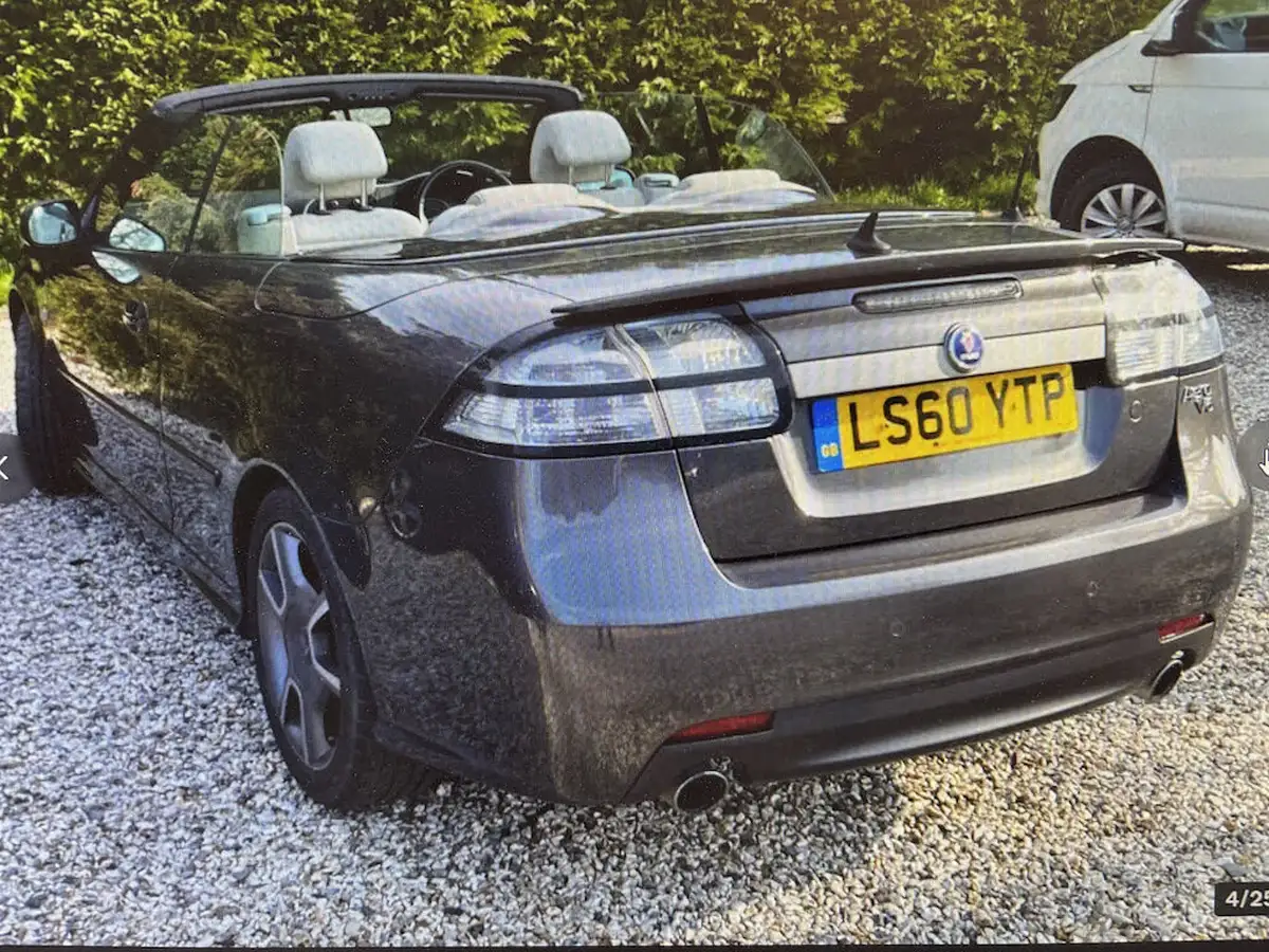2010-saab-9-3-28-aero-big-4