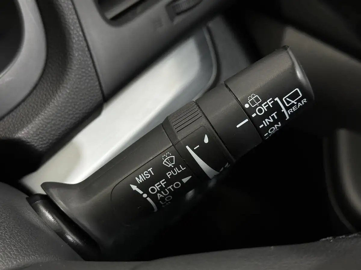 2016-honda-cr-v-16-i-dtec-se-honda-connect-with-navi-dasp-120ps-big-15