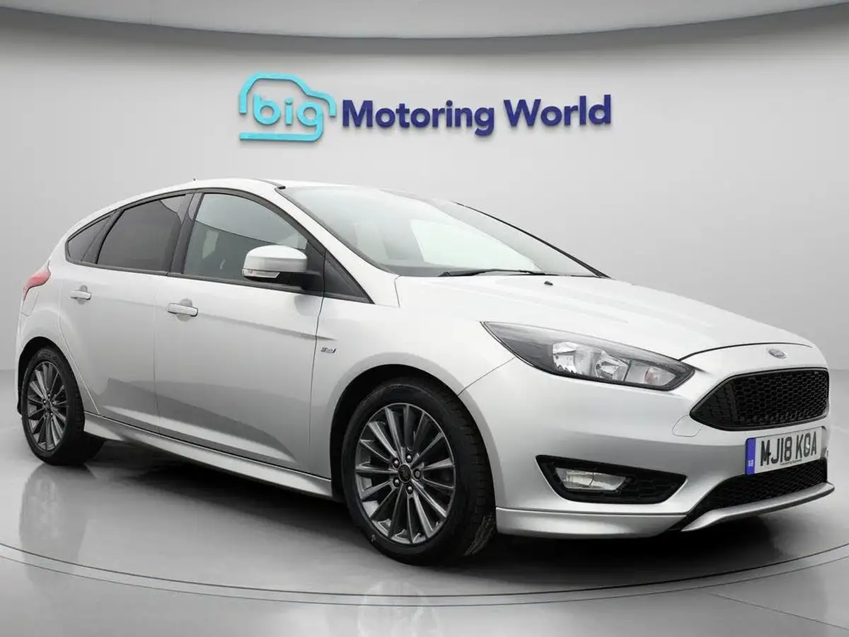 2018-ford-focus-10t-st-line-140ps-hatchback-big-0