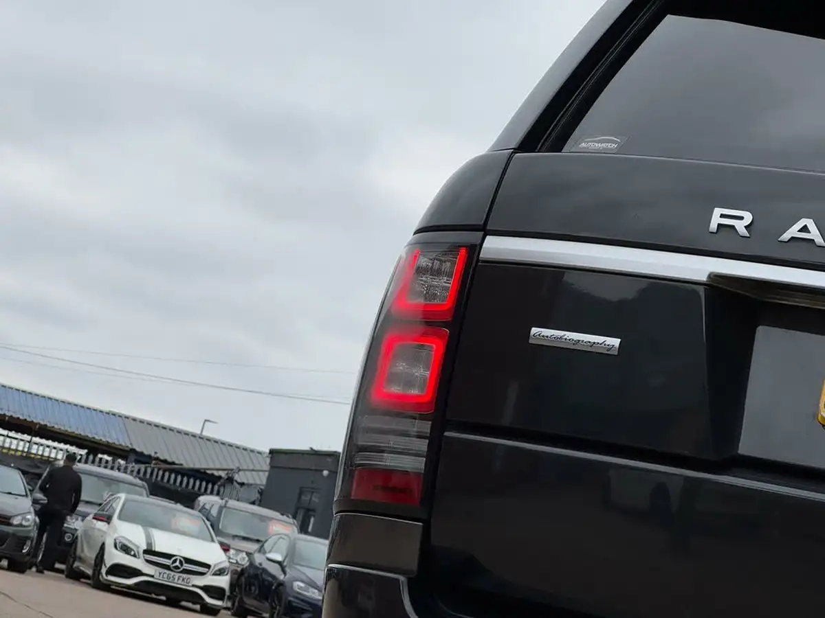 2014-land-rover-range-rover-44-sdv8-autobiography-44sd-v8-339bhp-ss-station-wagon-big-17