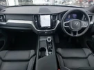 2024-volvo-xc60-20-b5-plus-black-edition-small-2