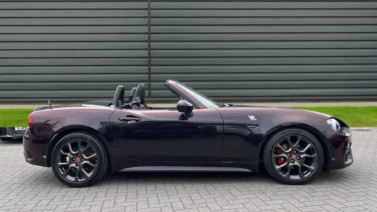 2018-abarth-124-14-multiair-spider-big-3