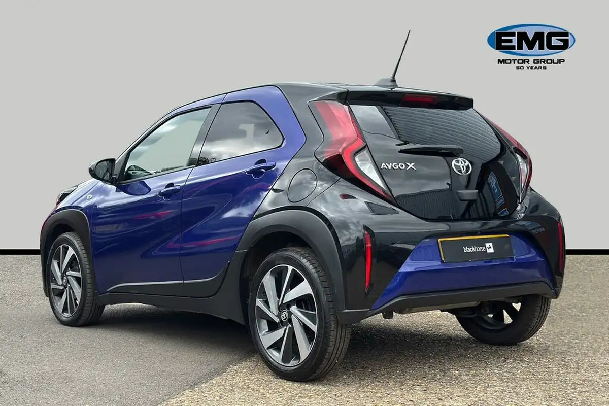2022-toyota-aygo-x-10-vvt-i-edge-big-4