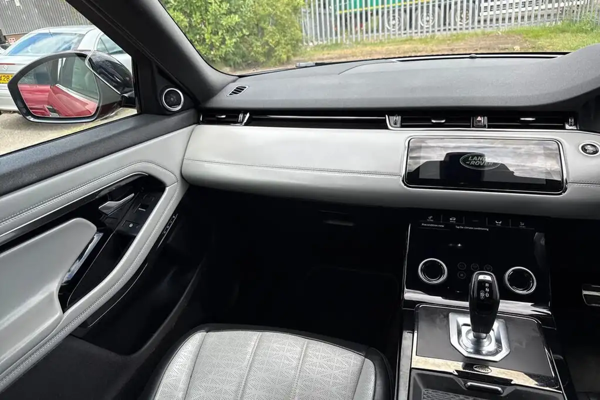2020-land-rover-range-rover-evoque-15-p300e-r-dynamic-hse-309ps-1498cc-big-19