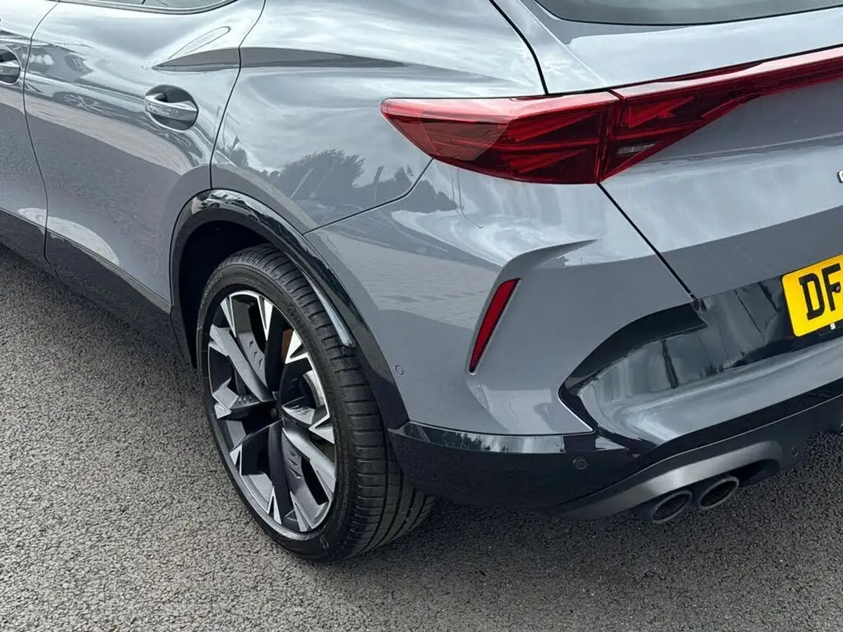 2024-cupra-formentor-20-tsi-vz2-333ps-4drive-big-14