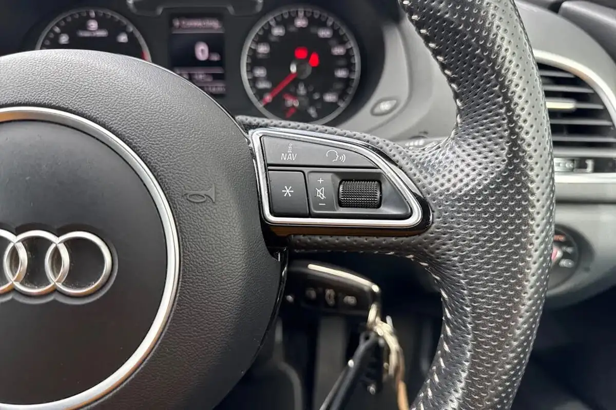 2018-audi-q3-20-tdi-quattro-s-line-edition-150ps-big-49