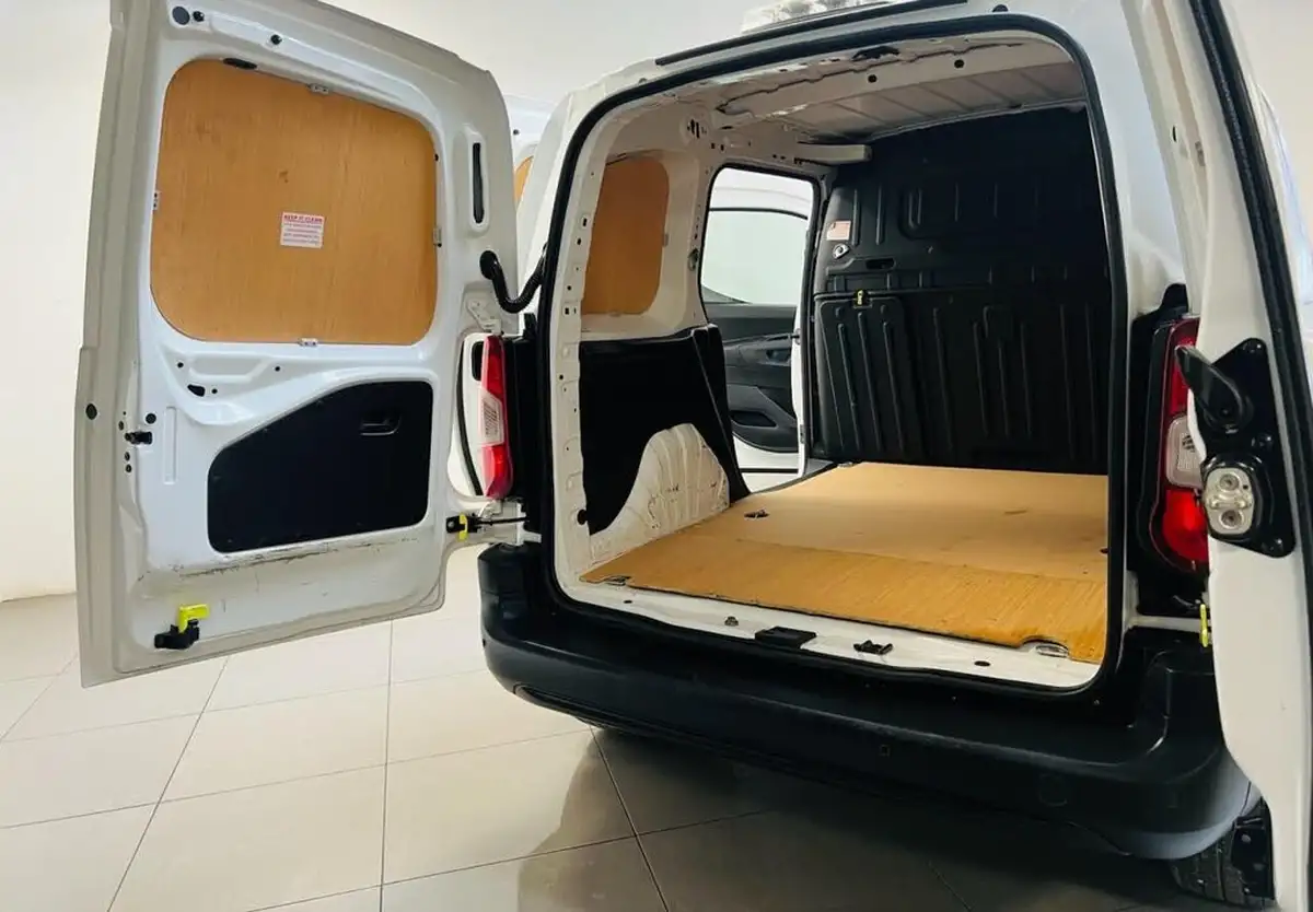 2021-peugeot-partner-15-bluehdi-1000-grip-100ps-eu6dt-big-30