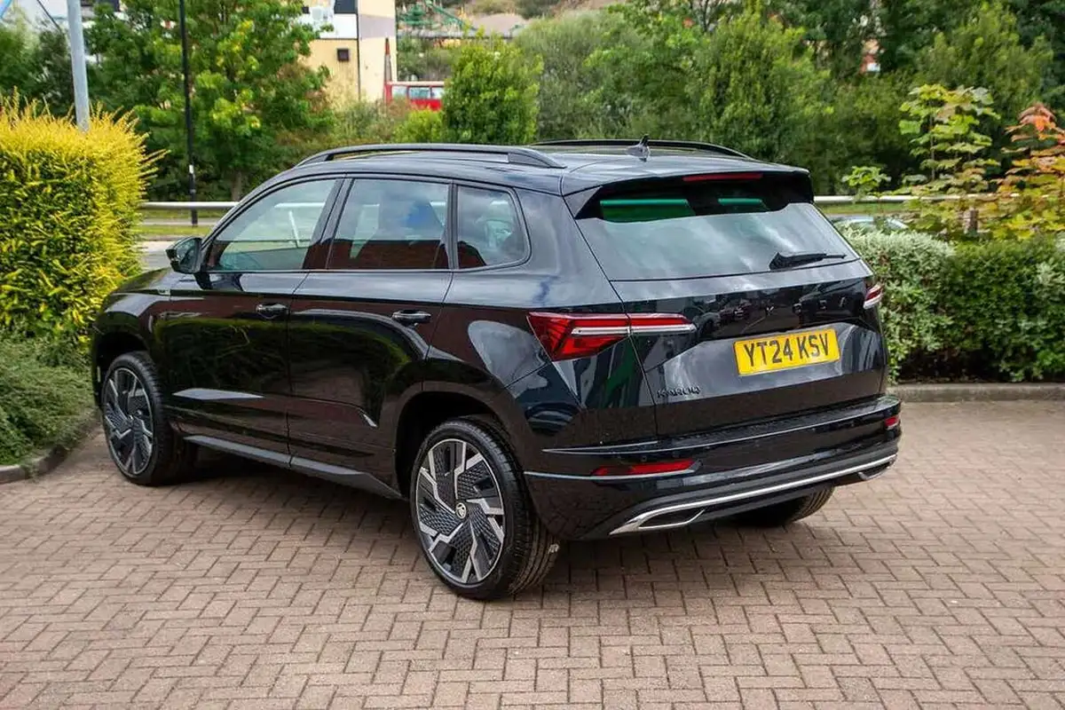 2024-skoda-karoq-15-tsi-sportline-big-2
